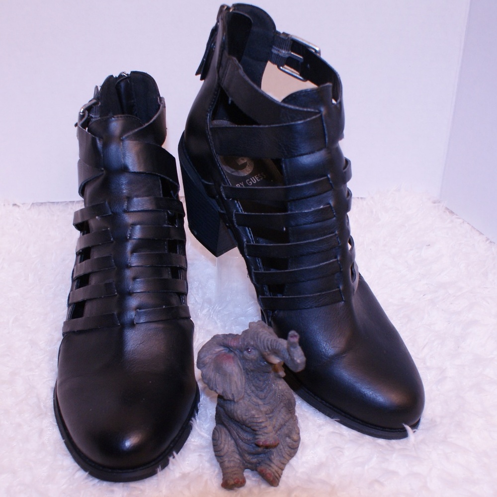 Women's Guess Giya Caged Booties Size 8.5M, Black